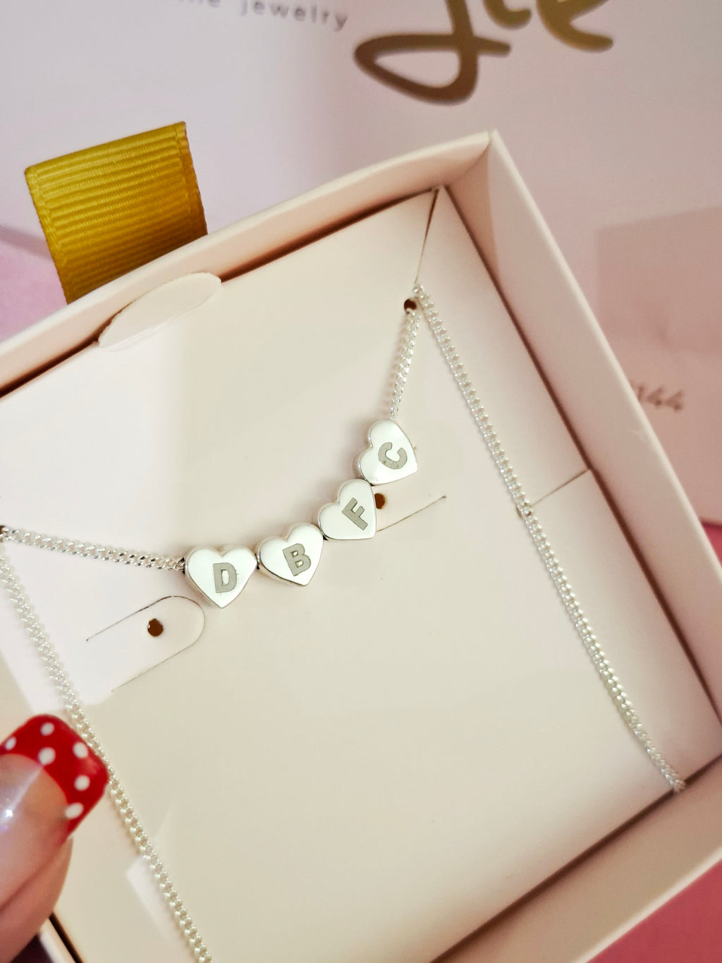 Collar Corazones de Plata